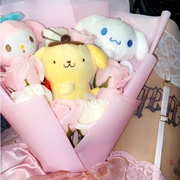 Meet your Posher, Taina - Picture 1 of 1